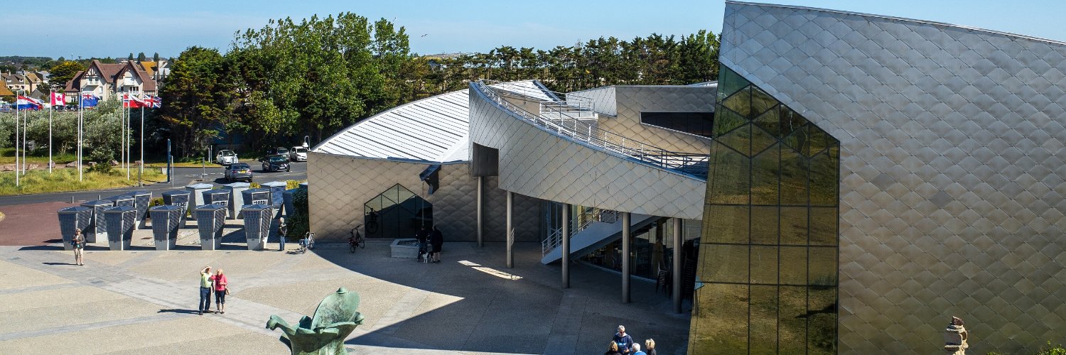 Centre Juno Beach banner