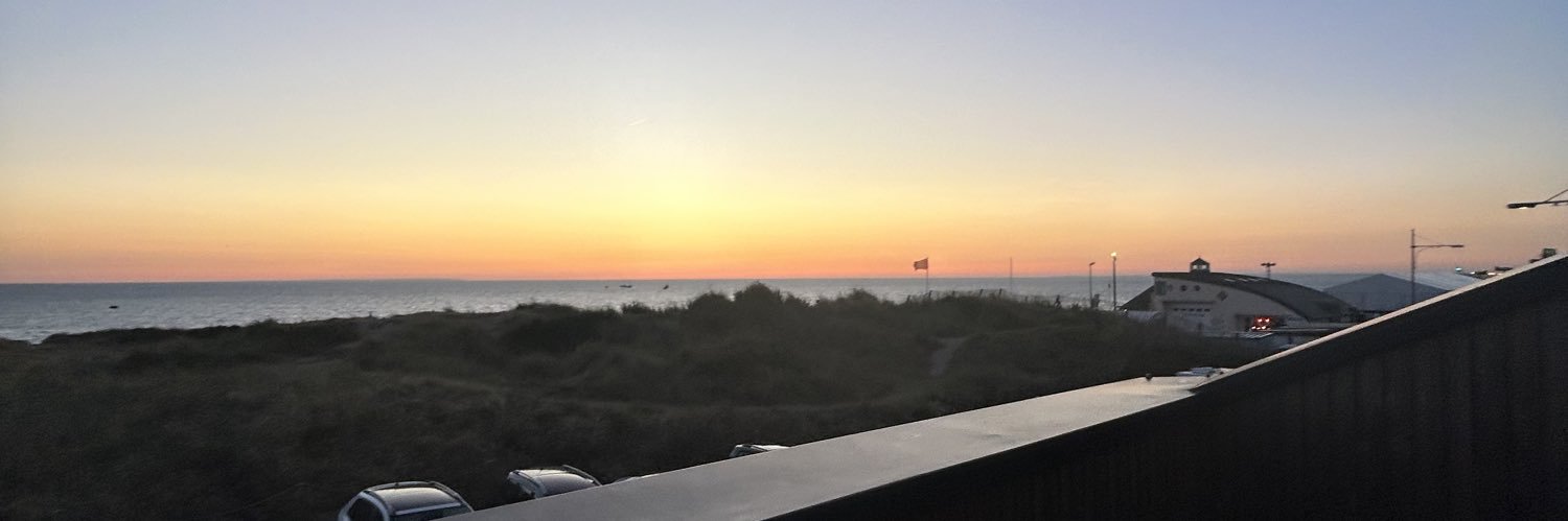 cloelezier____'s profile banner image