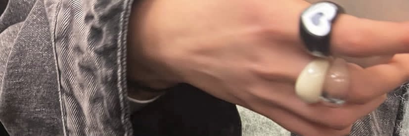 ariiimallol's profile banner image