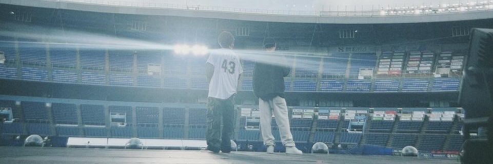 m banner