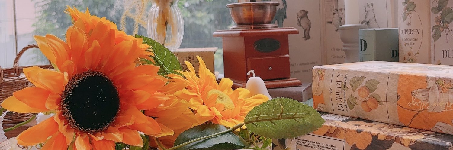 mchnchon's profile banner image