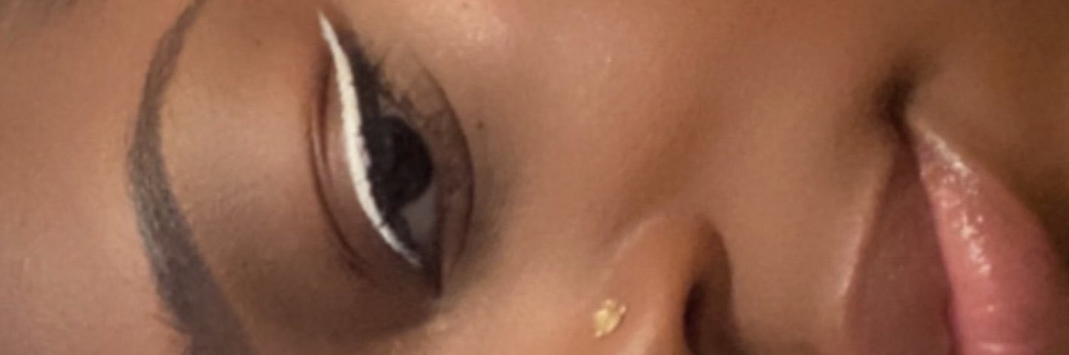 •• ☈ •• 💋💫's banner