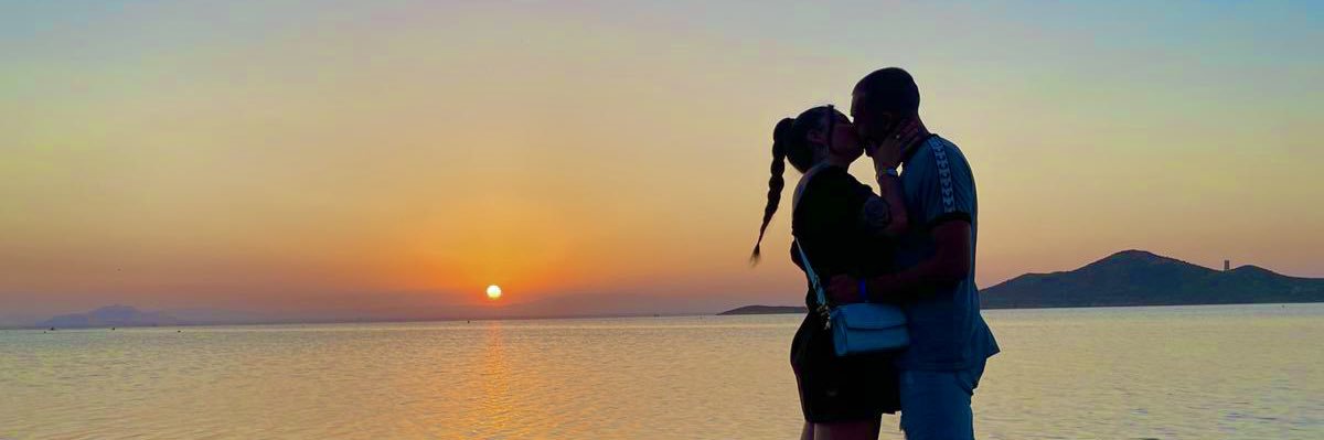 LauraATM_'s profile banner image
