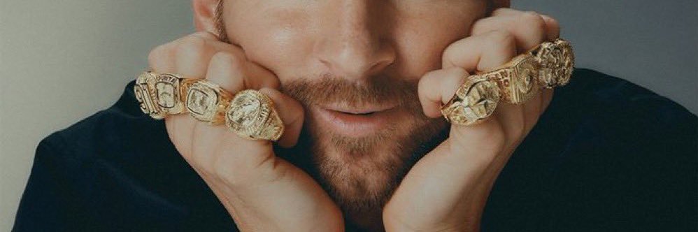 Dion🩶 banner