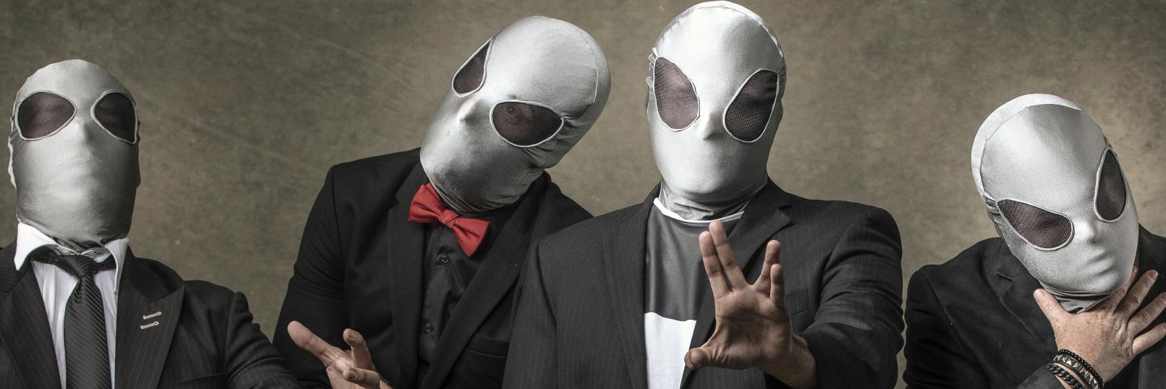 Aliens On The Beach banner