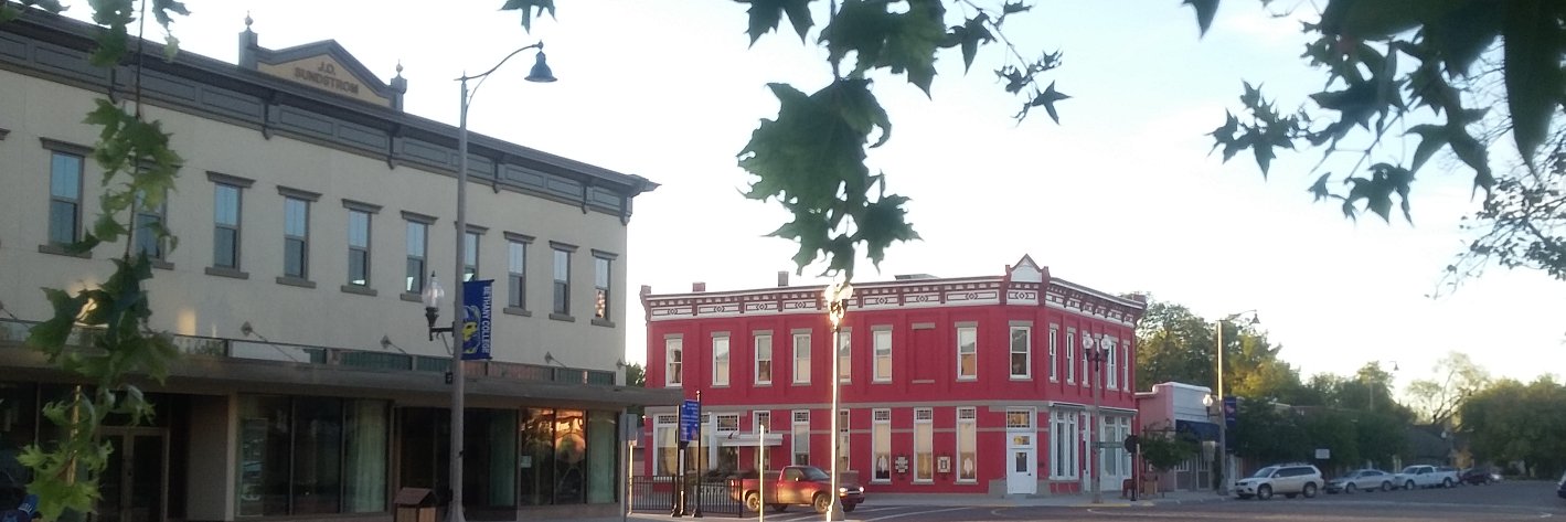 Visit Lindsborg banner