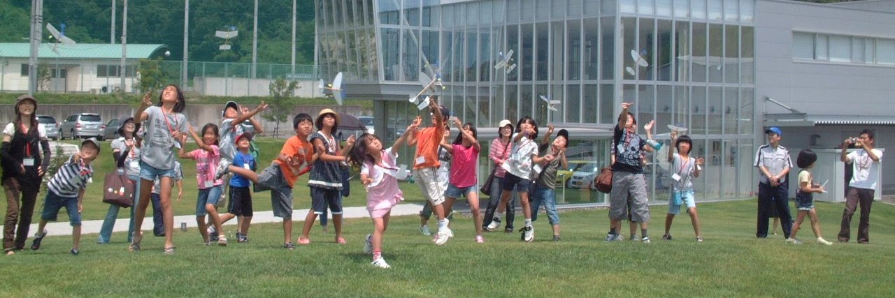 H I R O B O L t d. banner