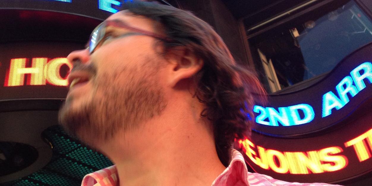 Israel Pastrana banner