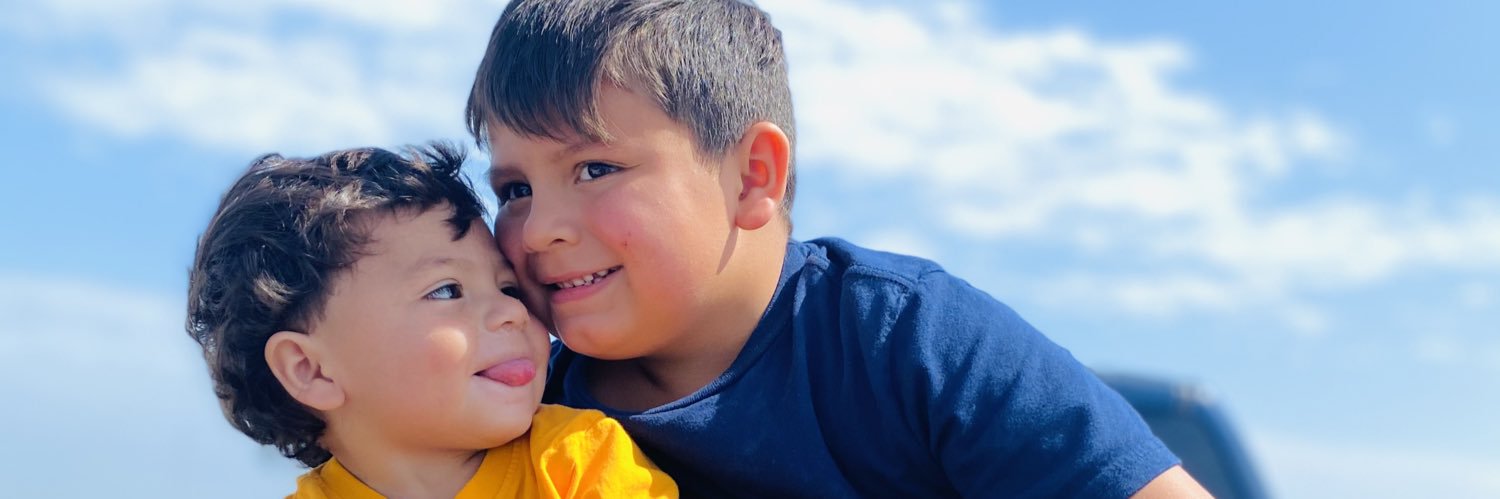 mariahperez84's profile banner image