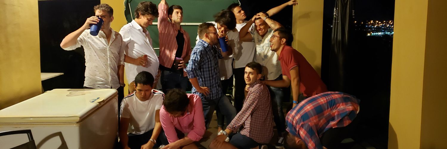 juancarenzo's profile banner image