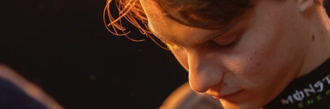PMVX6ALEX's profile banner image
