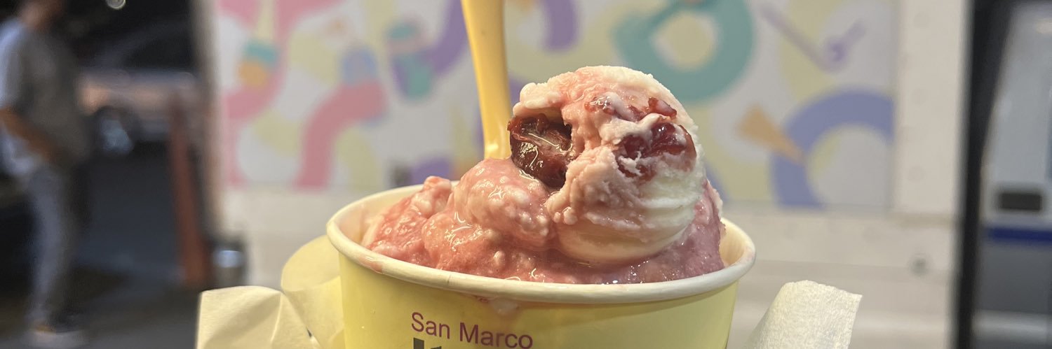 خانم ماست و آلبالو🍒 banner