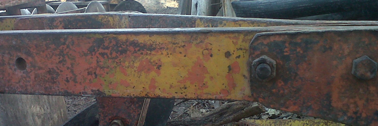haleparedes's profile banner image