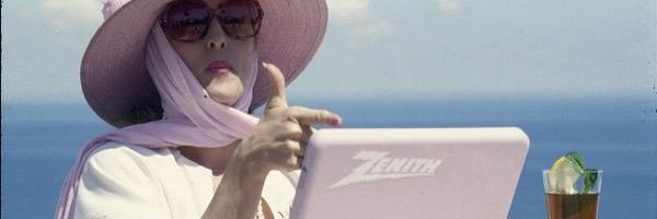 kaylenralph's profile banner image