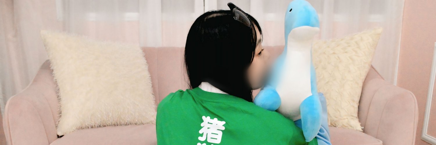 1386863165aa's profile banner image