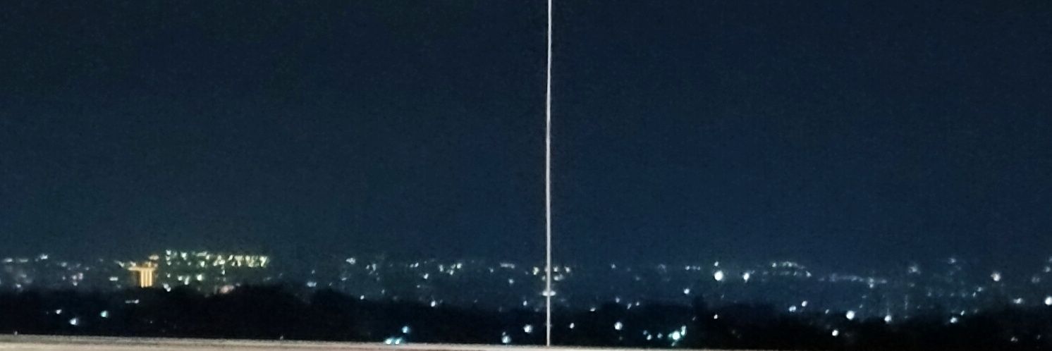 p banner