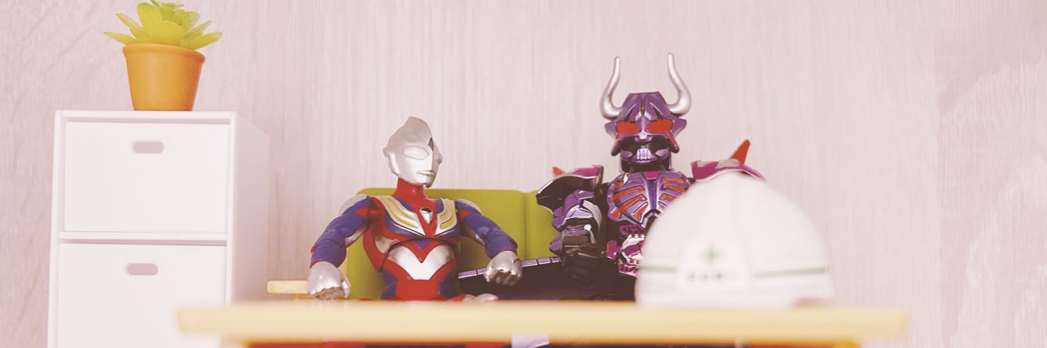 oh_iris_'s profile banner image