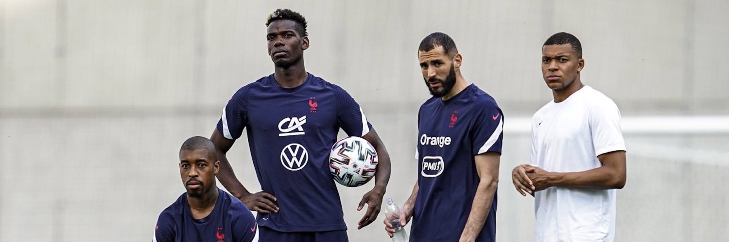 The Walking Céd ! banner