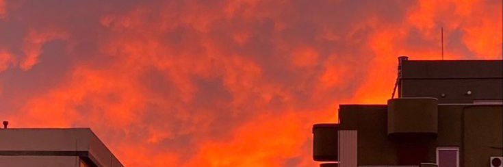 Vaaleeee25's profile banner image