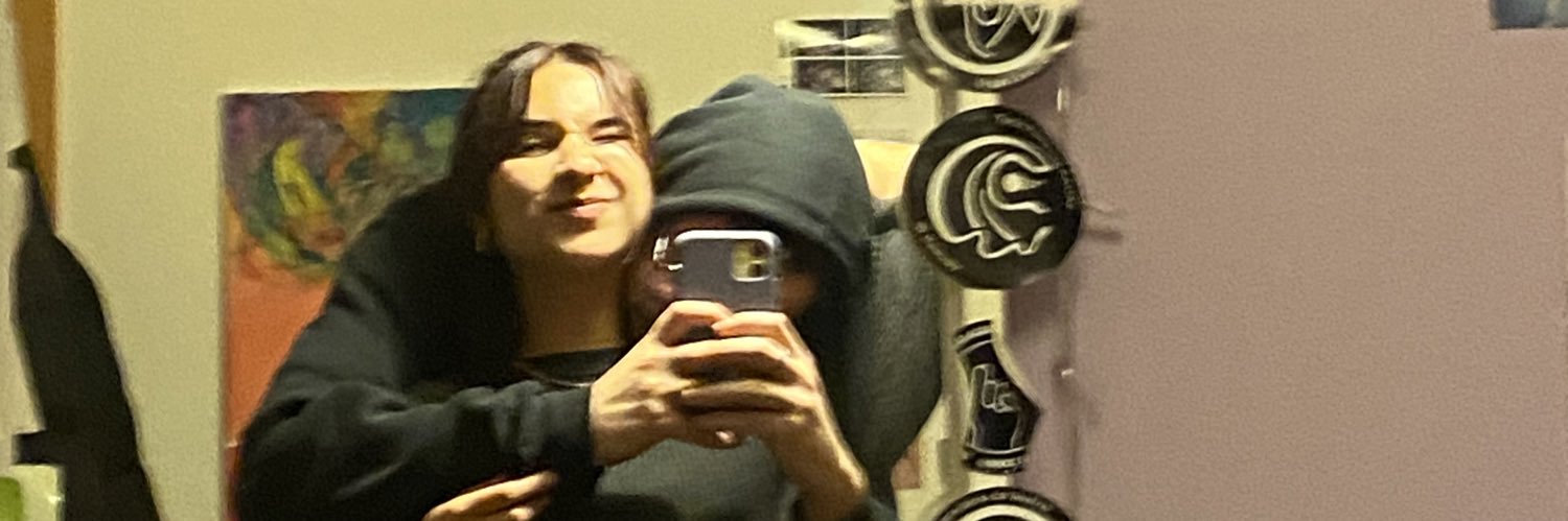 pinzoneee's profile banner image