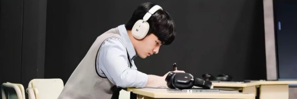 Yesungdae Profile Banner