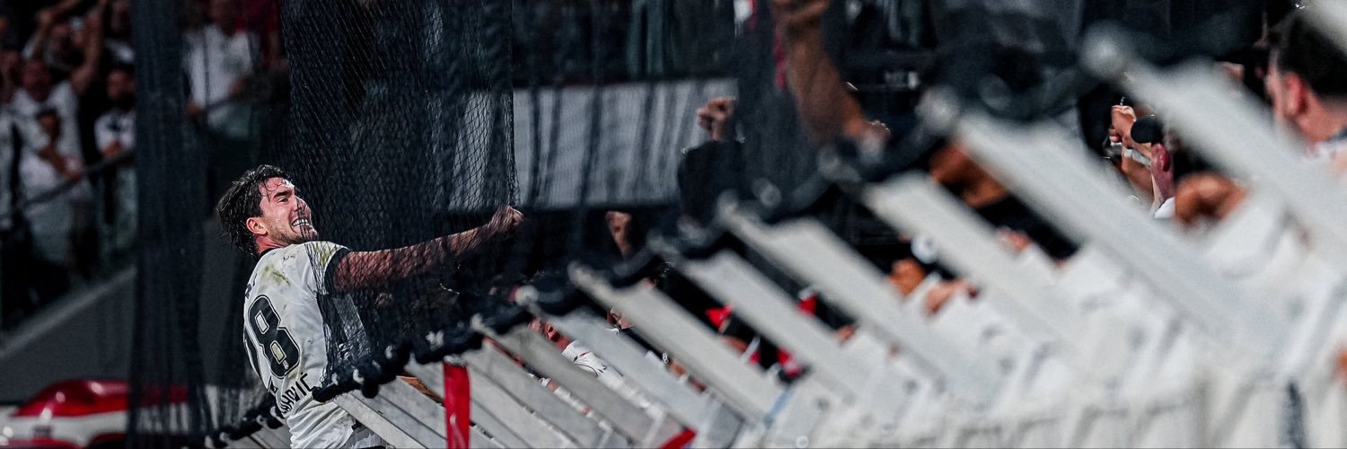 dmrcgds's profile banner image