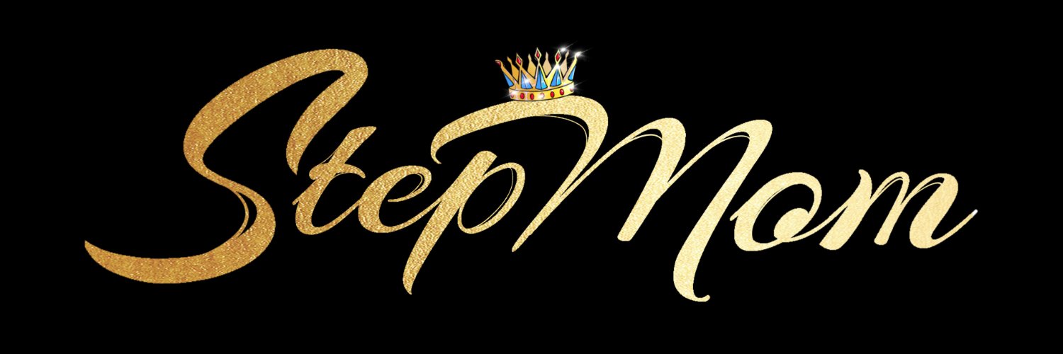 StepMom $Sophia banner