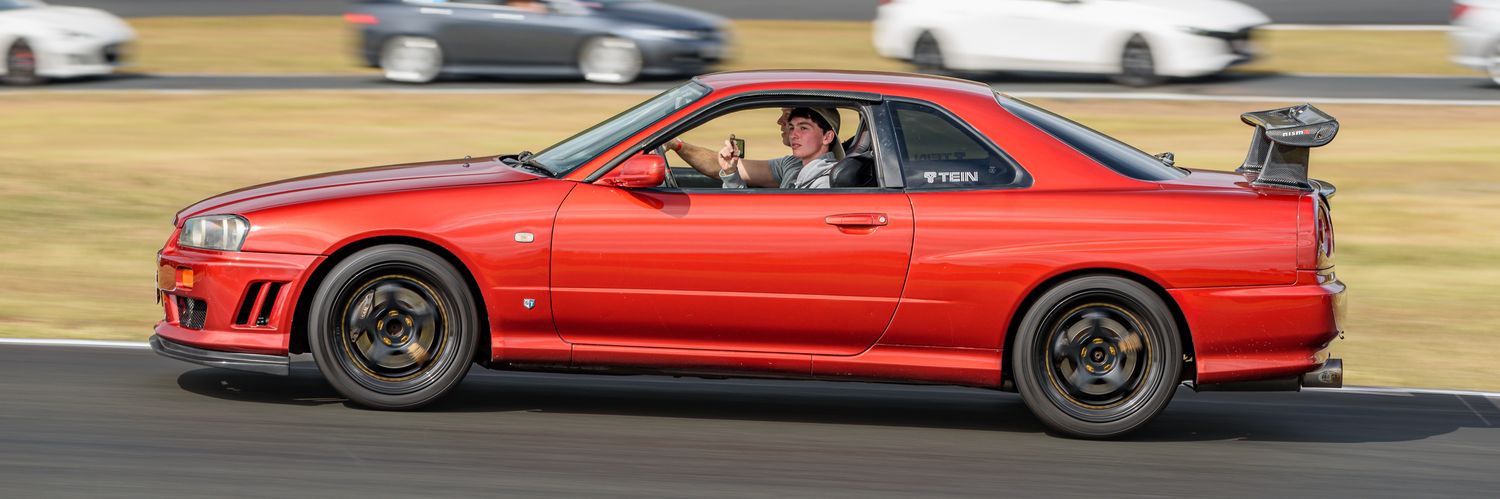 Luke Purins banner