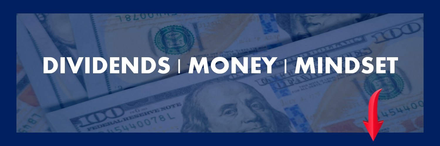 𝐁𝐮𝐬𝐢𝐧𝐞𝐬𝐬𝐅𝐚𝐦𝐨𝐮𝐬's banner