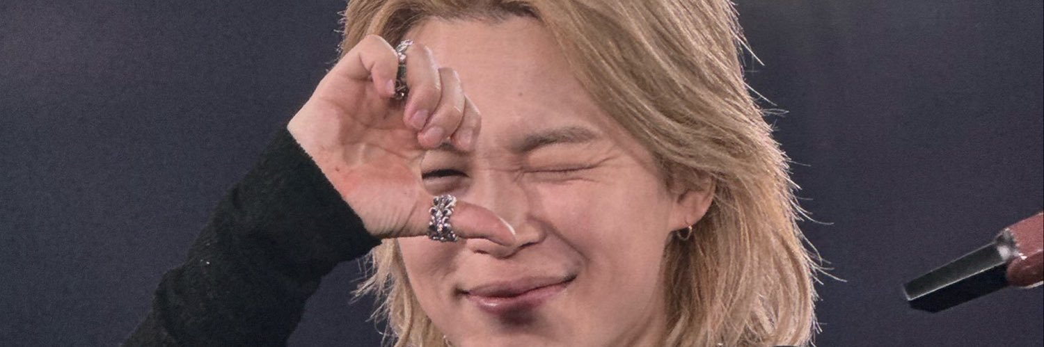 nihobium's profile banner image