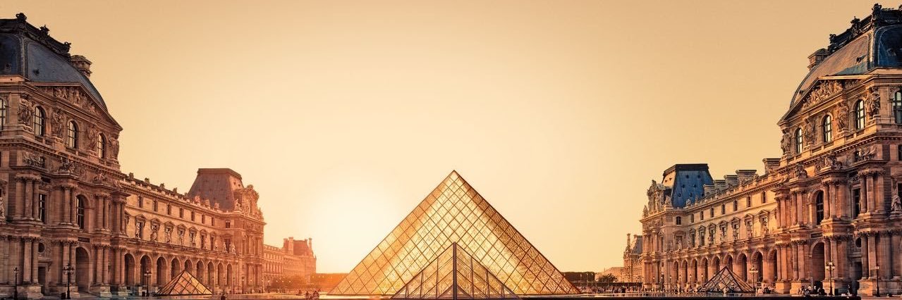 La Providence ∴ banner
