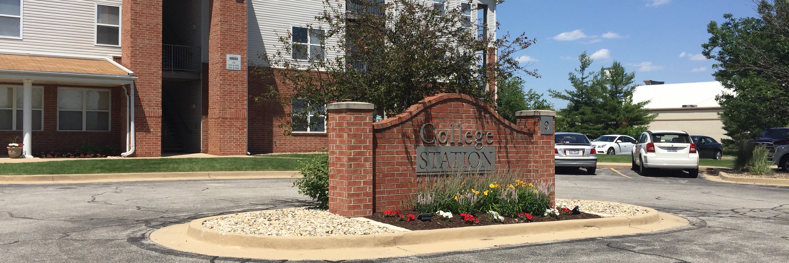 CollegeStaApts's profile banner image
