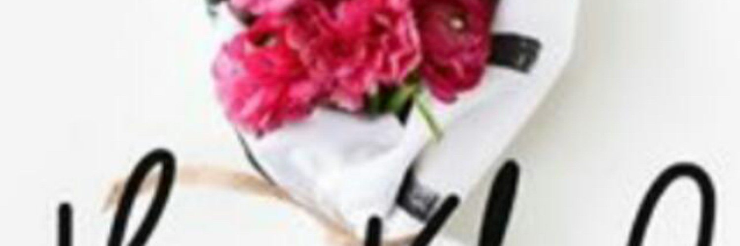 emaswit's profile banner image