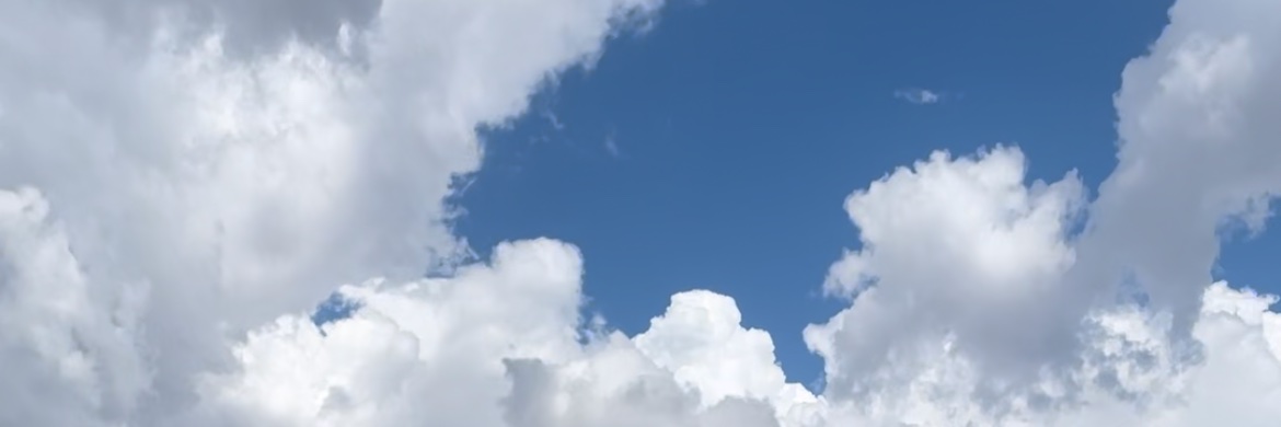 Sthé, a Morena Joséfa banner