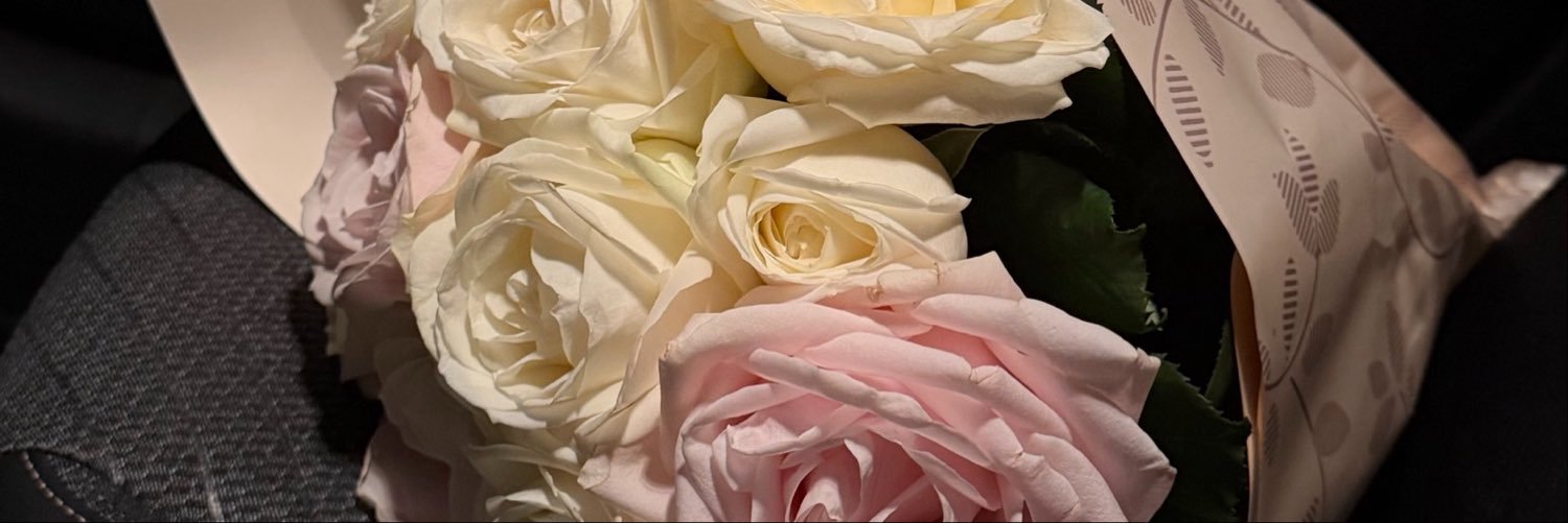 itsana___'s profile banner image