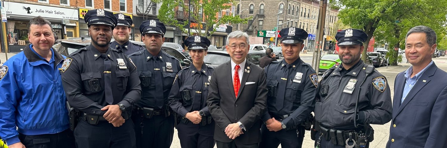 Assemblyman Lester Chang's banner