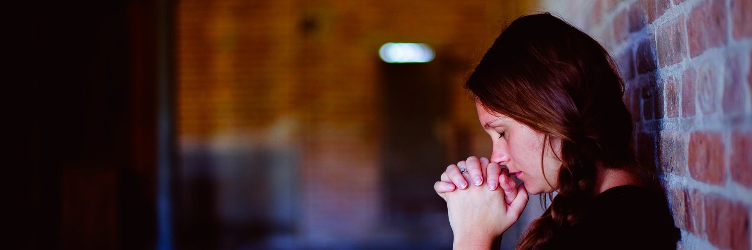 PrayToEarn's profile banner image