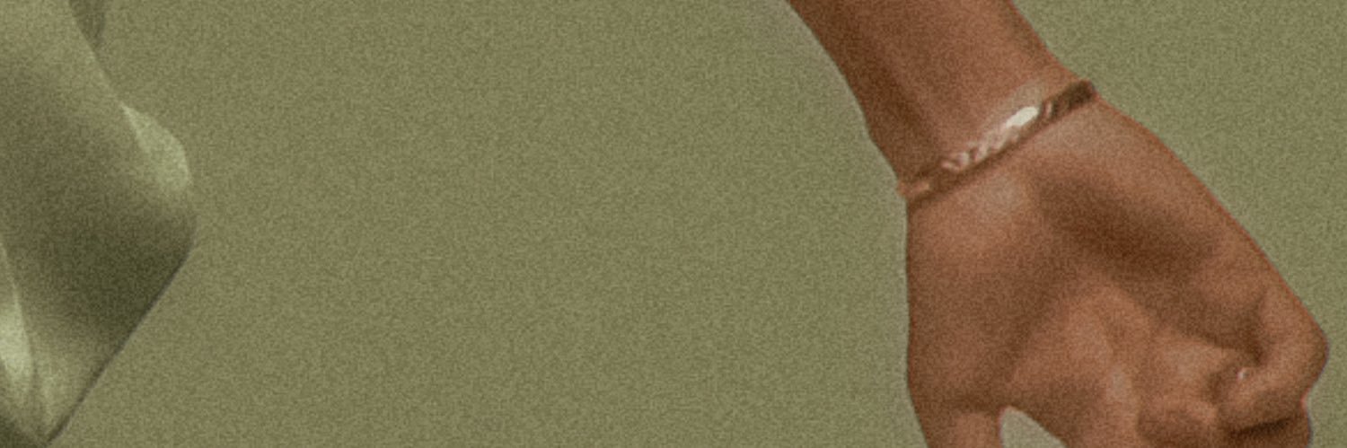 yùn || busy banner