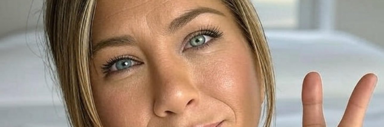 AnistonJen122's profile banner image