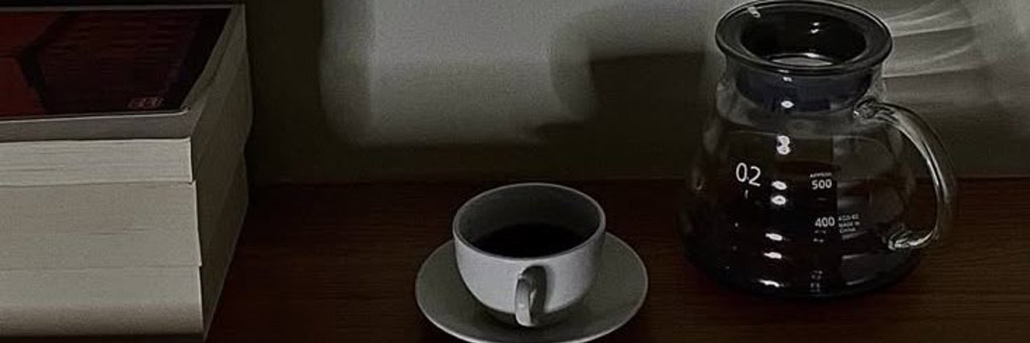 e9m_5's profile banner image