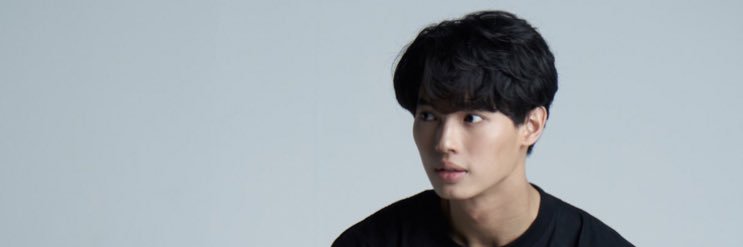 aappeeelll's profile banner image