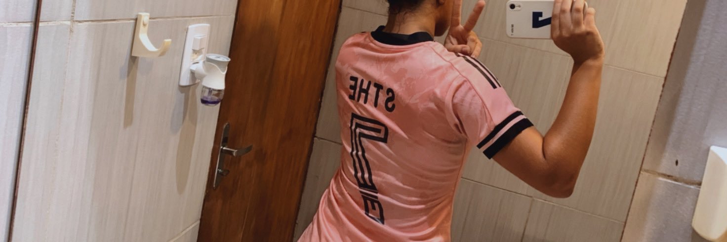 laraᶜʳᶠ banner