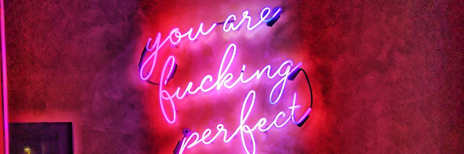 marlenalove's profile banner image