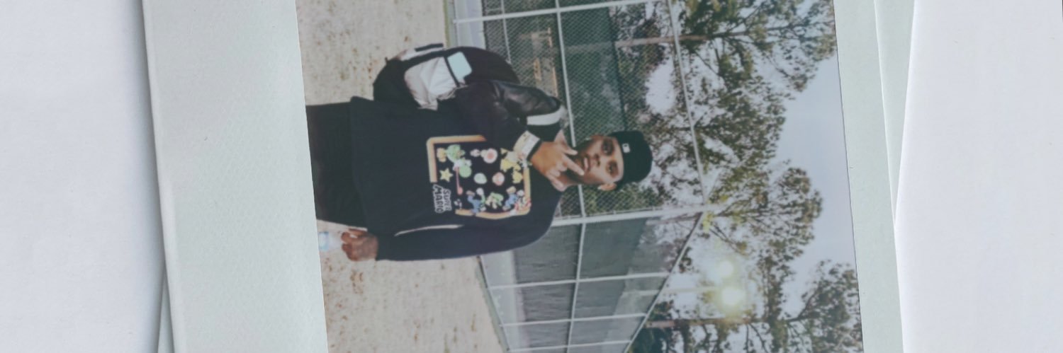 Kavius “kayvo” Anderson🌎🏈... banner