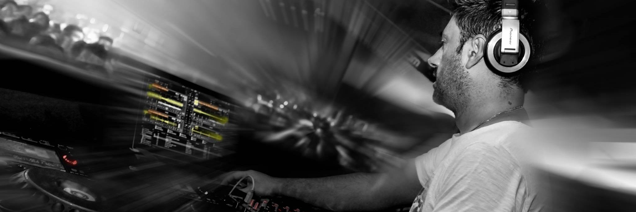 Hollydeejay's profile banner image