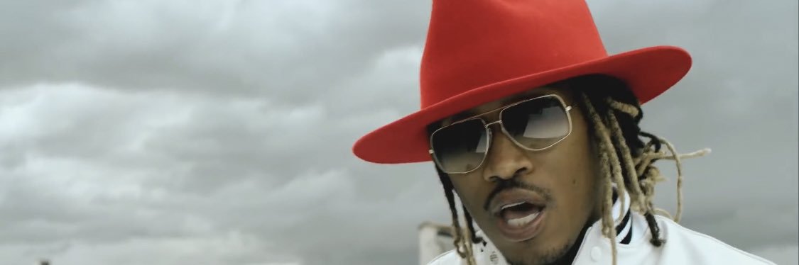 Moe🦅☔️ banner