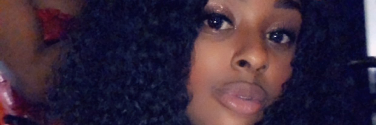 _liciaaaa's profile banner image