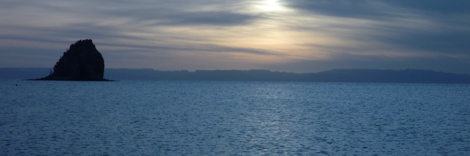 aromademar's profile banner image