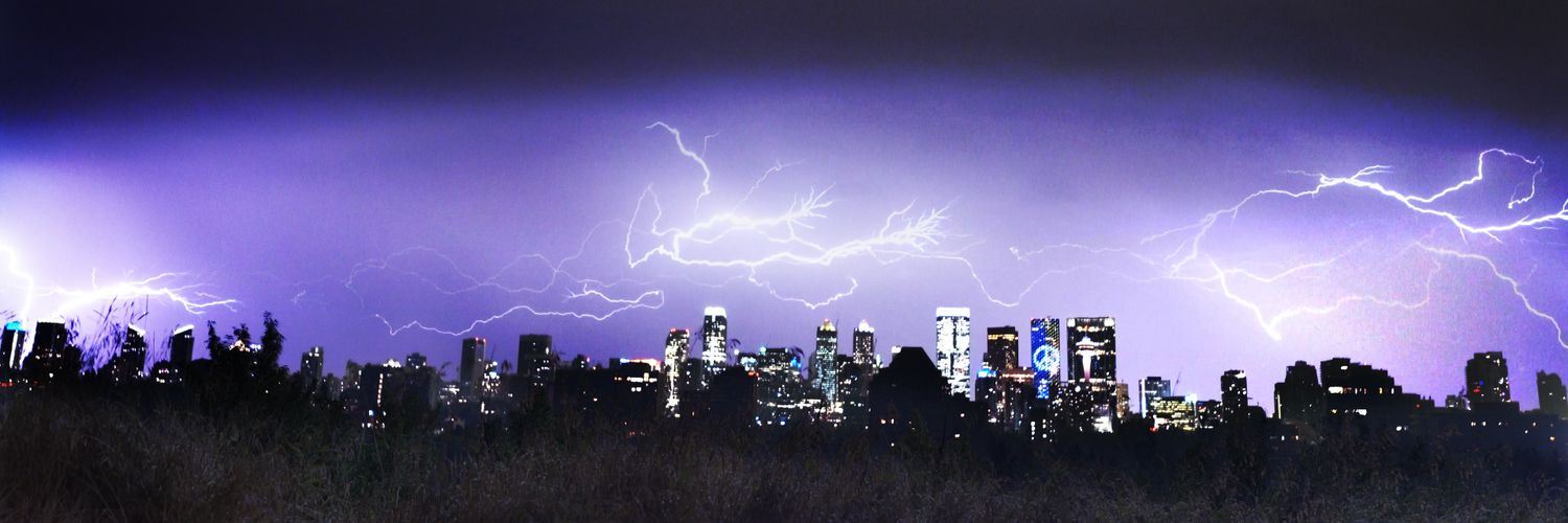 Storm Chasing Cat banner