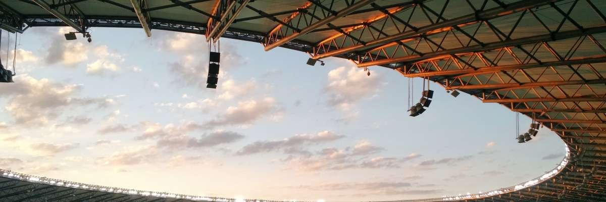 Andrés Simón banner